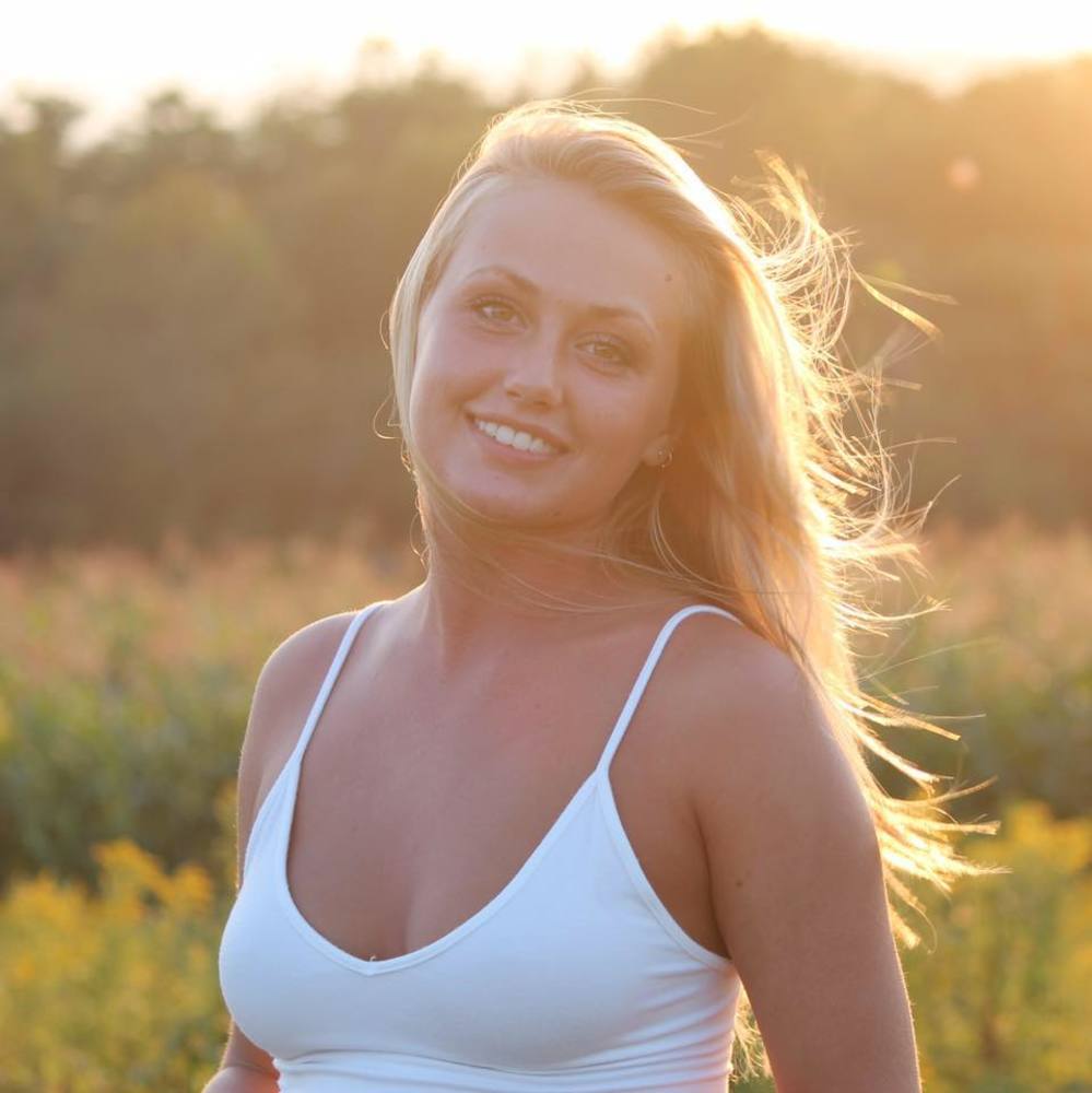 Meet your Posher, Clarese